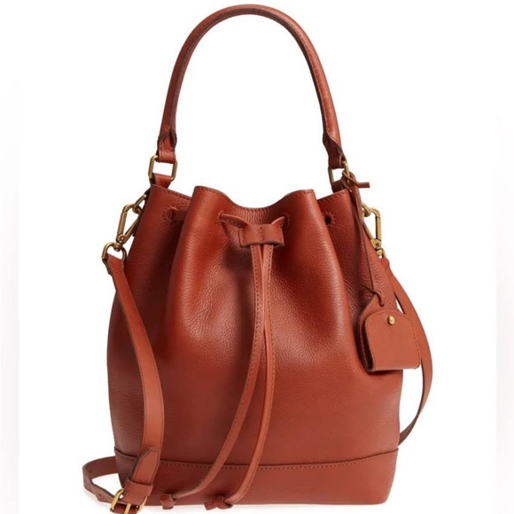 Madewell Handbags - Madewell Lafayette Bucket Bag